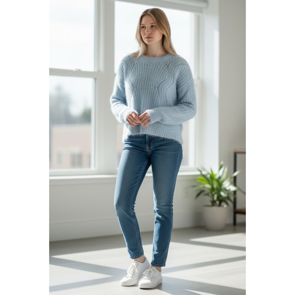 Candies Womens Light Blue Eyelash Knit Fuzzy Crewneck Sweater‎ Size Small